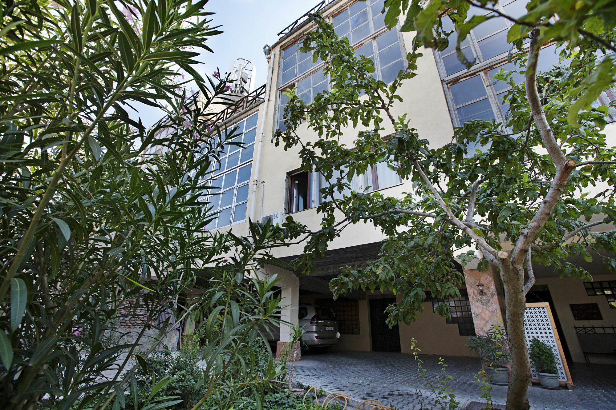 Caravan Villa Tbilisi Luaran gambar