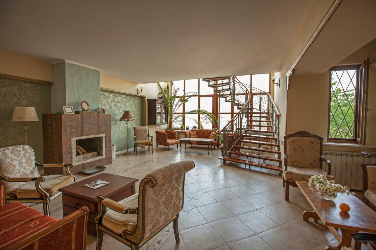 Caravan Villa Tbilisi Luaran gambar